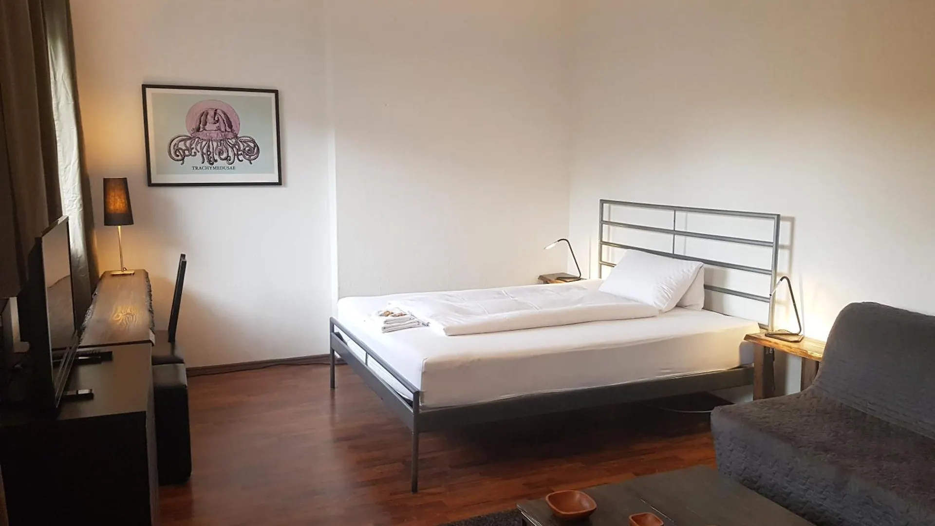 Yoursweethome Berlin 0*,  Germany